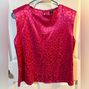 NWOT Pink leopard work wear top blouse. Shoulder pads